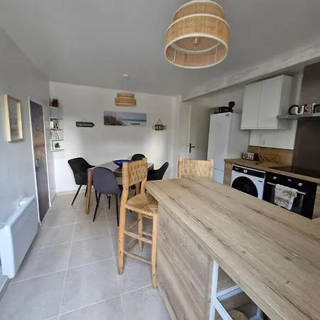 T2 Terrasse, Wifi, Plage De Sable A 2mn A Pied ! Apartamento *