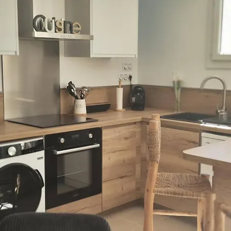 Apartamento T2 Terrasse, Wifi, Plage De Sable A 2mn A Pied ! *